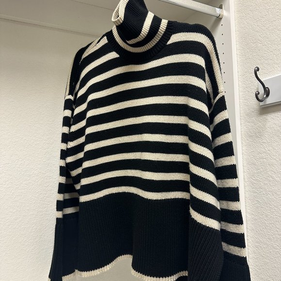 Toteme Black & White Signature Sweater (Black Stripes) - Picture 4 of 6